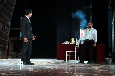 در روز اول بیست و نهمین جشنواره تئاتر استان گلستان نمایش «باغ وحش جهانی» از گنبد به روی صحنه رفت.