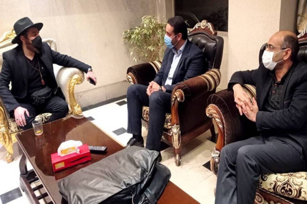 دیدار مدیرکل فرهنگ و ارشاد اسلامی با کارگردان  «بروخا» در حاشیه جشنواره تئاتر فجر