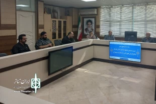 نشست صمیمی دبیر سی و سومین جشنواره تئاتر گلستان با کارگردان‌های آثار راه یافته