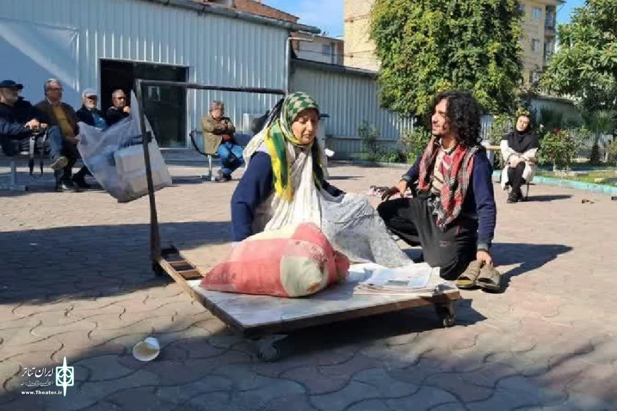 نمایش های اجرا شده در روز چهارم سی و پنجمین جشنواره تئاتر استان گلستان